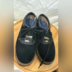 Women Black Michel Jordi Suede Shoes Sunflower Embroidered Size 9/39 Switzerland